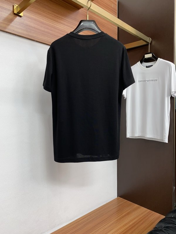 봄여름 신상 라운드넥 반팔 자수 로고 티셔츠 001-230839
