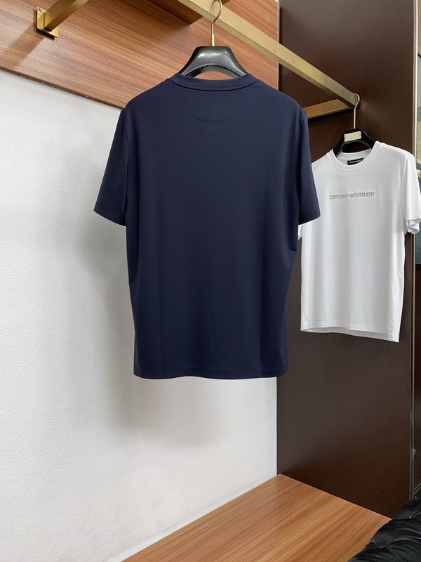 브루넬로 쿠치넬리 남성 라운드넥 반팔 티셔츠 001-230840