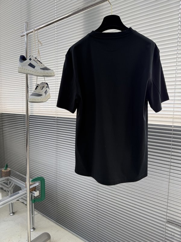 브루넬로 쿠치넬리 남성 반팔 티셔츠 001-230876