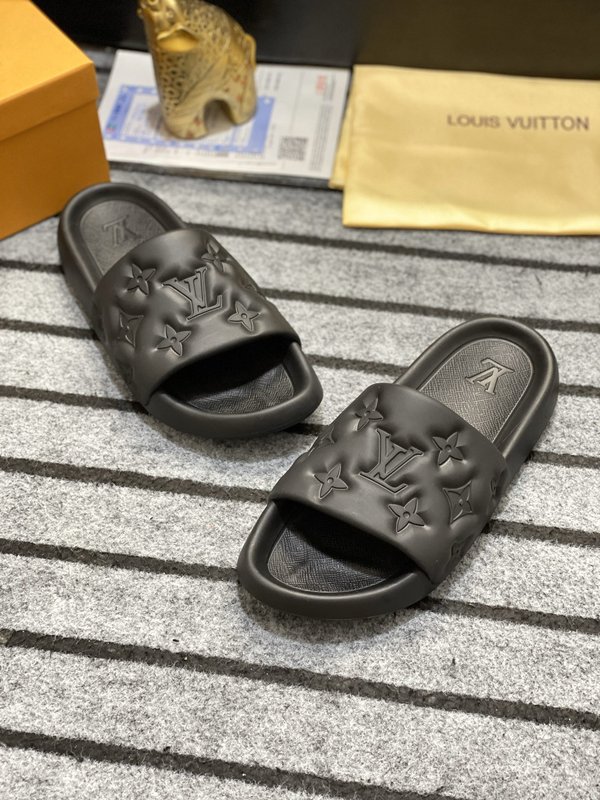 루이비통 남성용 폼 바닥 슬리퍼 001-231235