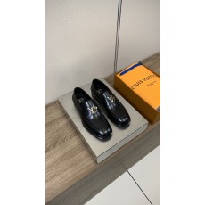 루이비통 남성 비즈니스 캐주얼 가죽 구두 001-231376