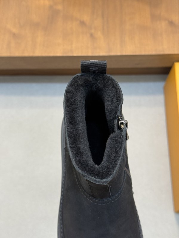 루이비통 남성 하이실크 소가죽 퍼 일체형 부츠 001-231436