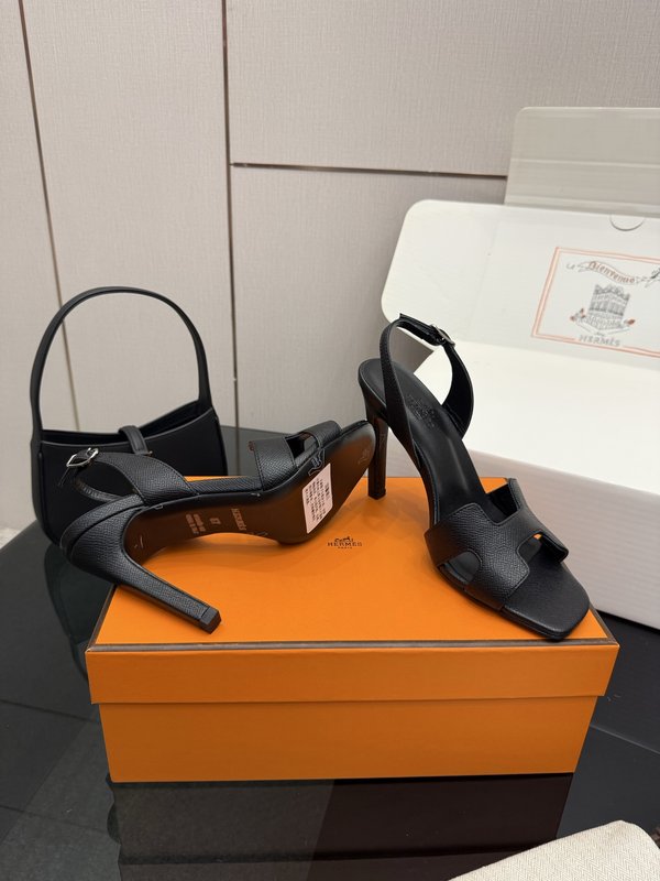 에르메스 클래식 H 버클 하이힐 샌들 001-231458