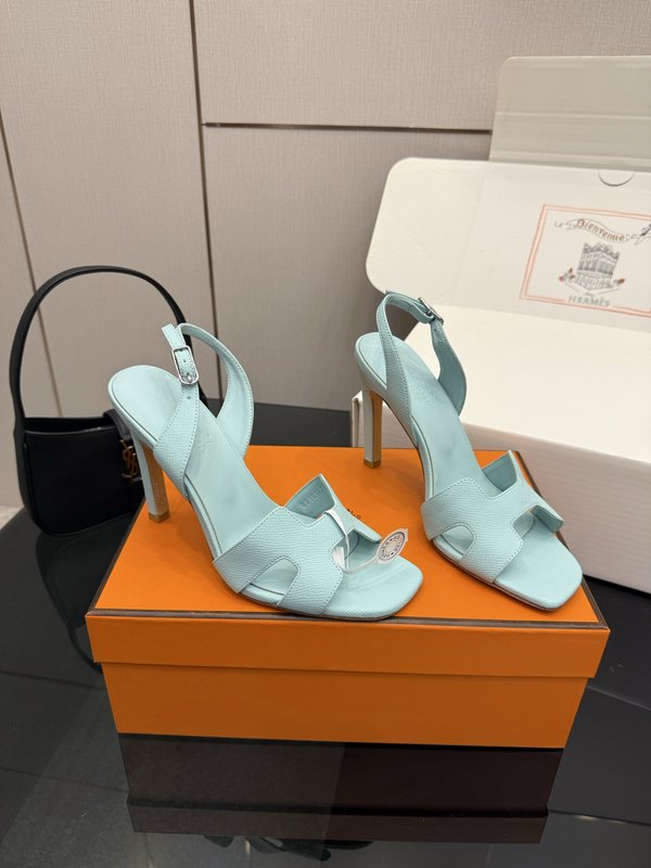 에르메스 클래식 H 버클 하이힐 샌들 001-231459