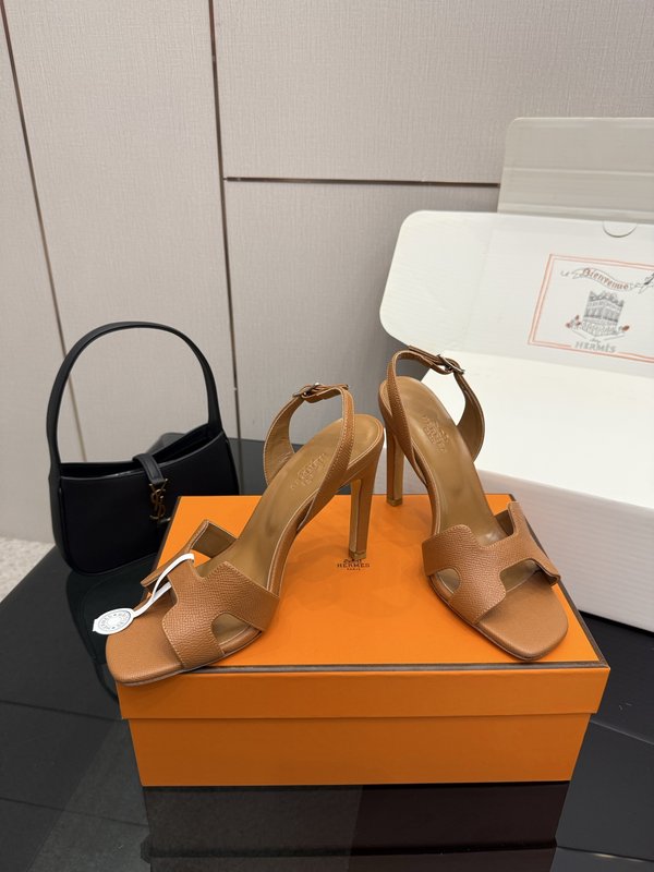 에르메스 클래식 H 버클 하이힐 샌들 001-231460