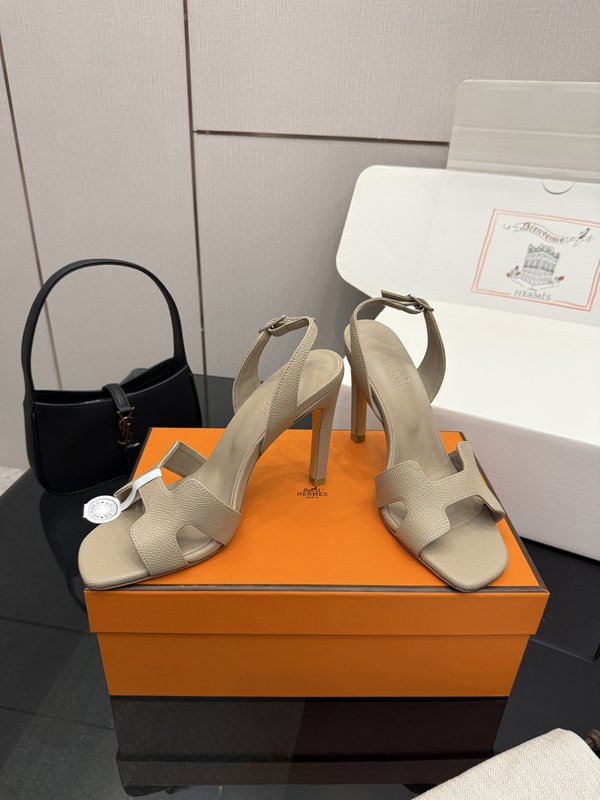 에르메스 클래식 H 버클 하이힐 샌들 001-231468
