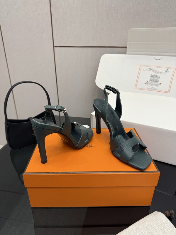 에르메스 클래식 H 버클 하이힐 샌들 001-231479