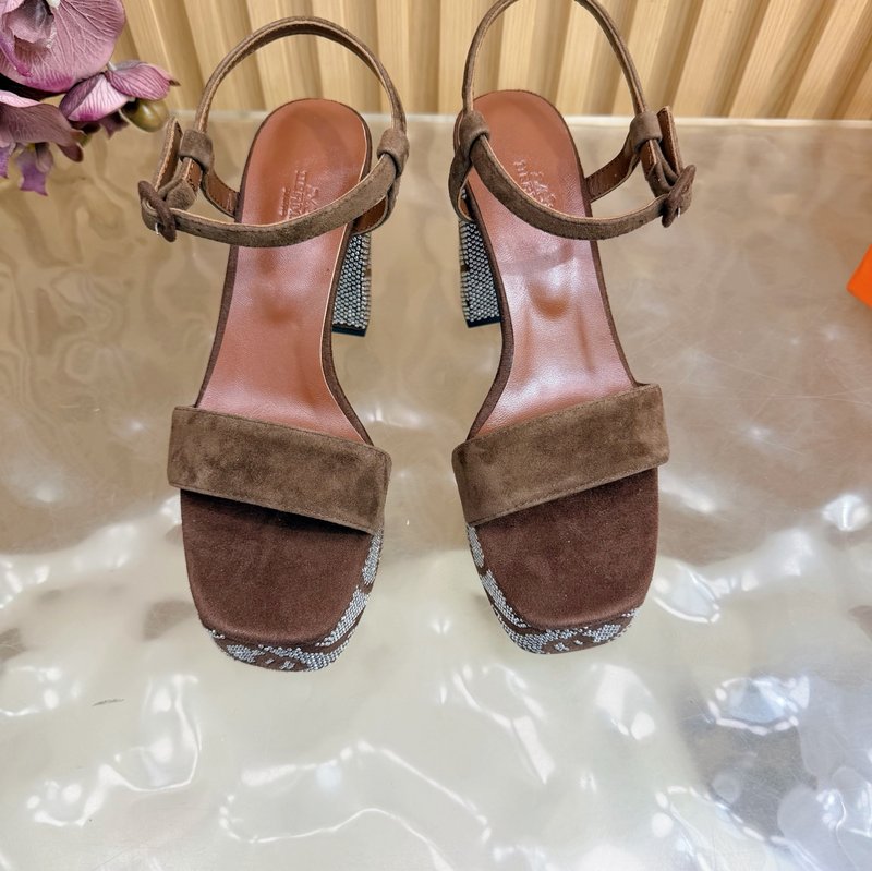 에르메스 라인스톤 웨지 플랫폼 샌들 001-231496
