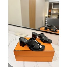 에르메스 클래식 팜 그레인 가죽 하이힐 슬리퍼 001-231551