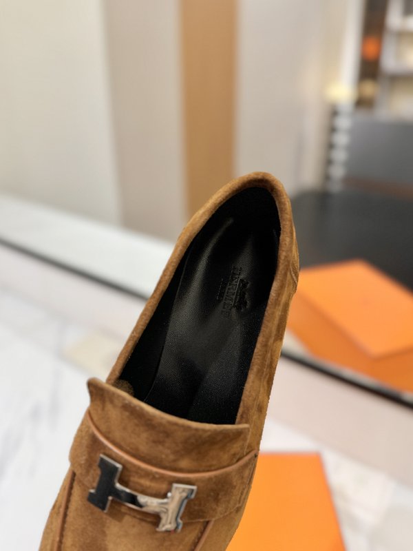 에르메스 여성 스웨이드 로퍼 001-231566