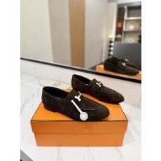 에르메스 여성 스웨이드 로퍼 001-231576