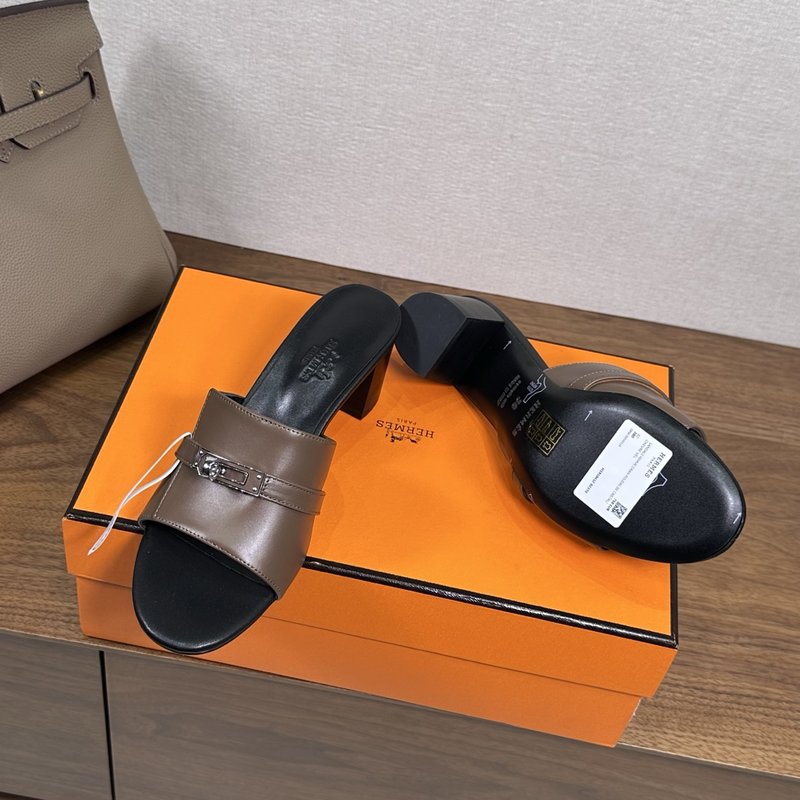 에르메스 지지 레더 샌들 001-231578