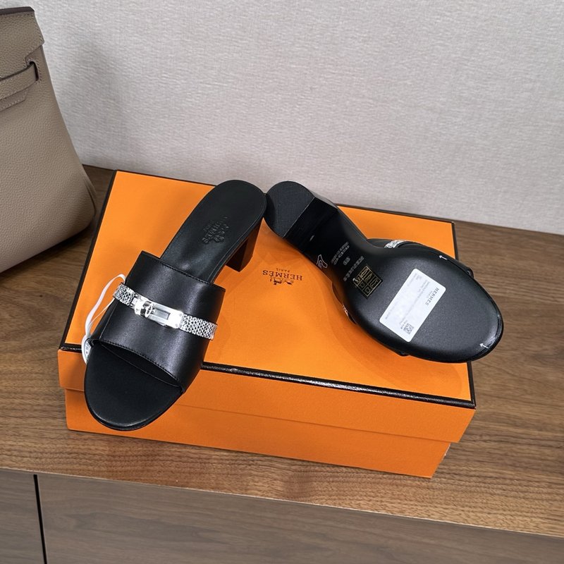 에르메스 지지 레더 샌들 001-231584