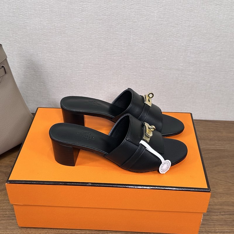 에르메스 지지 레더 샌들 001-231586