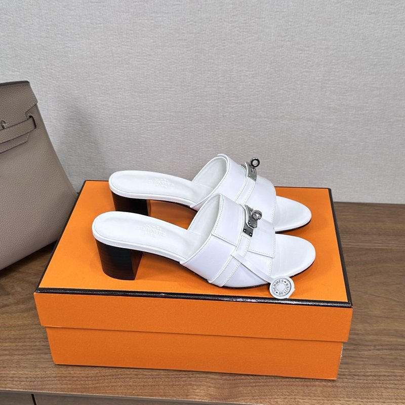 에르메스 지지 레더 샌들 001-231587
