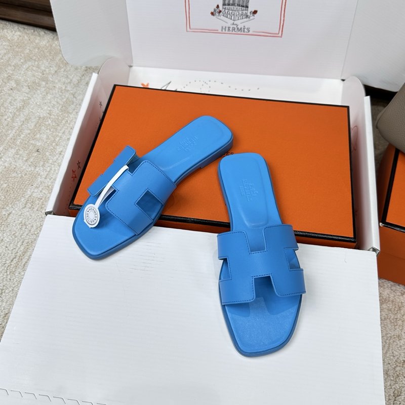 에르메스 H 슬리퍼 오란 샌들 시리즈 001-231628