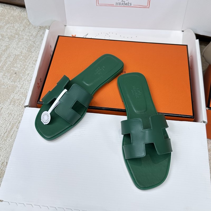 에르메스 H 슬리퍼 오란 샌들 시리즈 001-231636