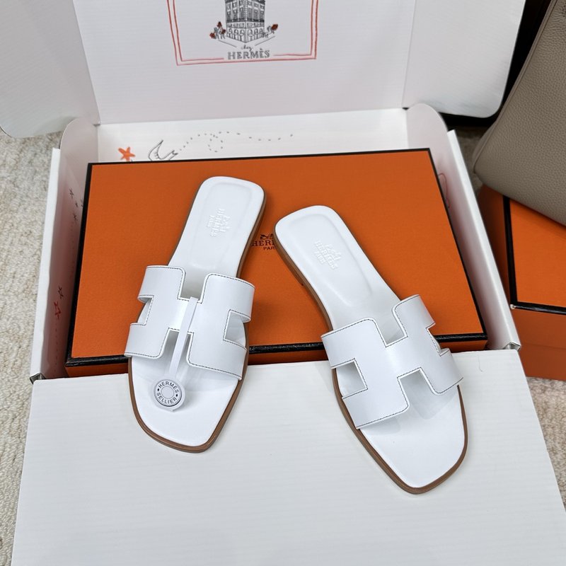 에르메스 H 슬리퍼 오란 샌들 시리즈 001-231666