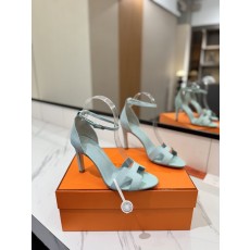 에르메스 클래식 팜 그레인 소가죽 여성 샌들 001-231669
