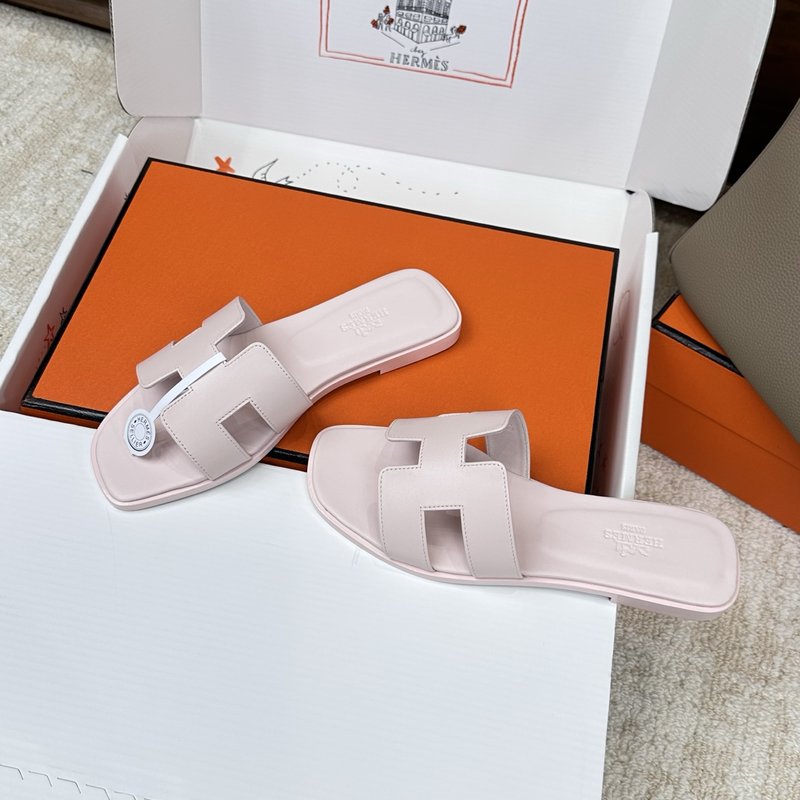 에르메스 H 슬리퍼 오란 샌들 시리즈 001-231673