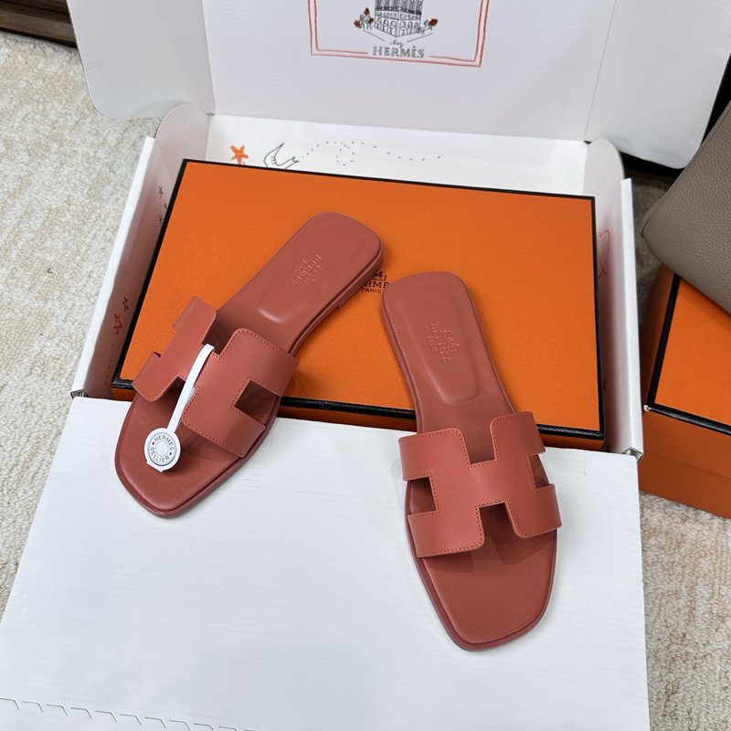 에르메스 H 슬리퍼 오란 샌들 시리즈 001-231684