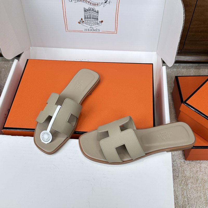 에르메스 H 슬리퍼 오란 샌들 시리즈 벨벳 소재 001-231695