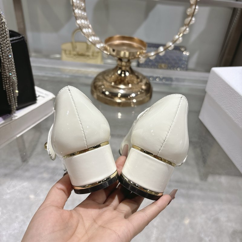디올 D-My 메탈 레터 스퀘어 토 하이힐 001-231794