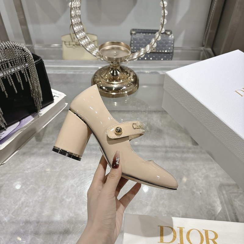 디올 D-My 메탈 레터 스퀘어 토 하이힐 001-231795