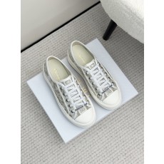 디올 3D 자수 패턴 캐주얼 슈즈 001-231822