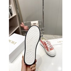 디올 두꺼운 밑단 자수 운동화 001-231829