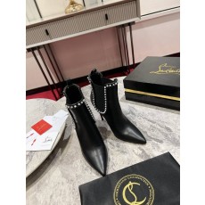 크리스찬 루부탱 뾰족한 발가락 하이힐 앵클 부츠 001-231841