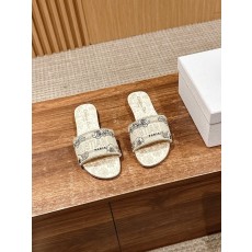 디올 봄여름 신상 자수 가죽 슬리퍼 001-231869