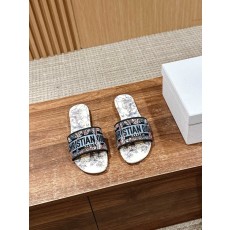 디올 봄여름 신상 자수 가죽 슬리퍼 001-231870