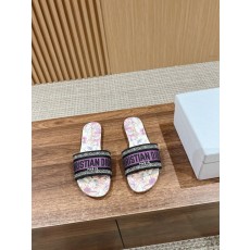 디올 봄여름 신상 자수 가죽 슬리퍼 001-231891