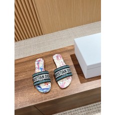 디올 봄여름 신상 자수 가죽 슬리퍼 001-231905