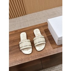 디올 봄여름 신상 자수 플랫 슬리퍼 001-231908