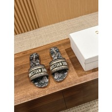 디올 봄여름 신상 자수 플랫 슬리퍼 001-231929