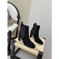 D-메저 블랙 카프스킨 앵클부츠 001-231930