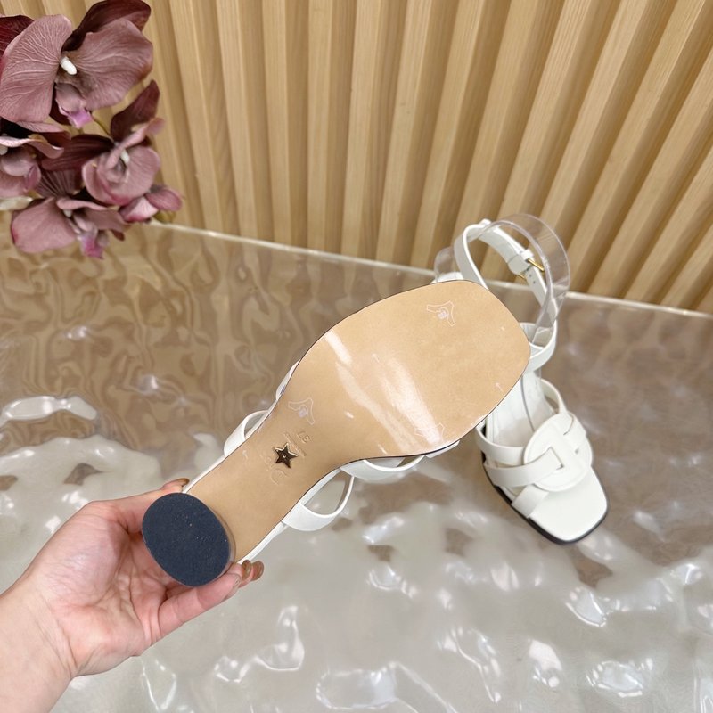 디올 알파벳 굽 두꺼운 샌들 001-232105