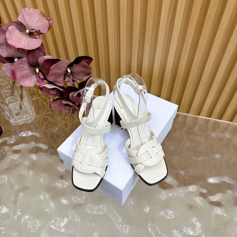 디올 알파벳 굽 두꺼운 샌들 001-232105