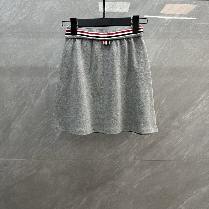 톰브라운 컬러 스트라이프 A 라인 미니스커트 001-232143