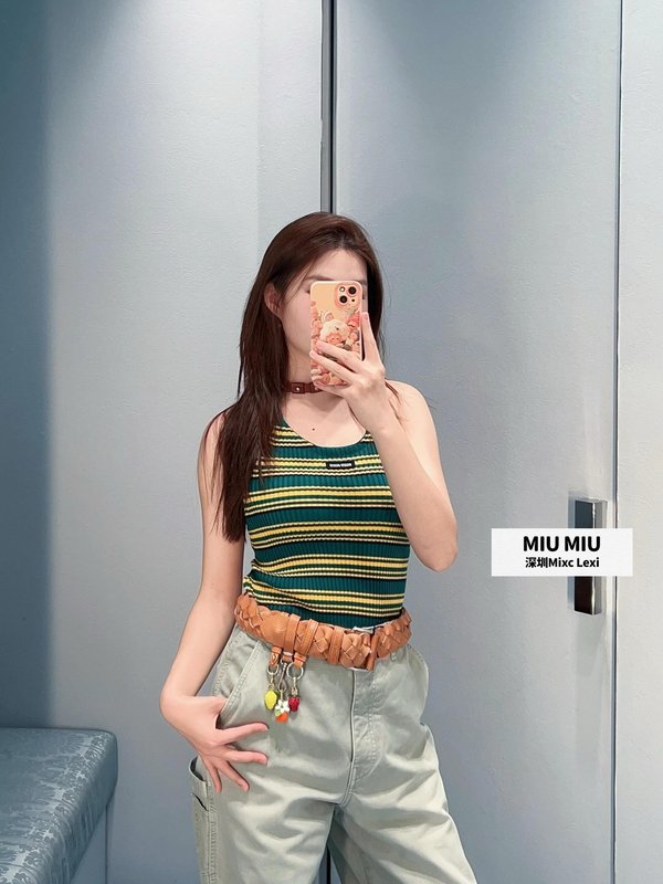 미우미우 연녹색 하이웨스트 와이드 팬츠 001-232202