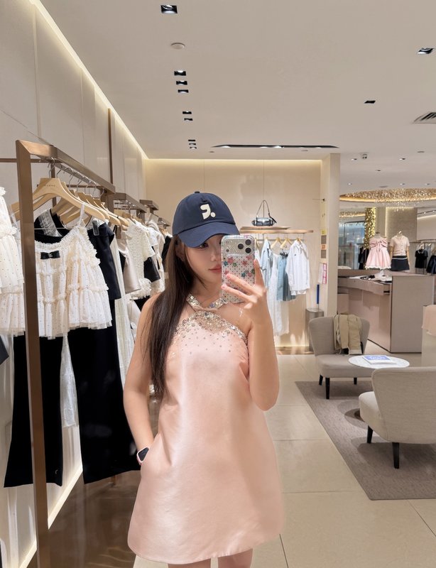 미우미우 핑크 새틴 스팽글 홀터넥 원피스 001-232234