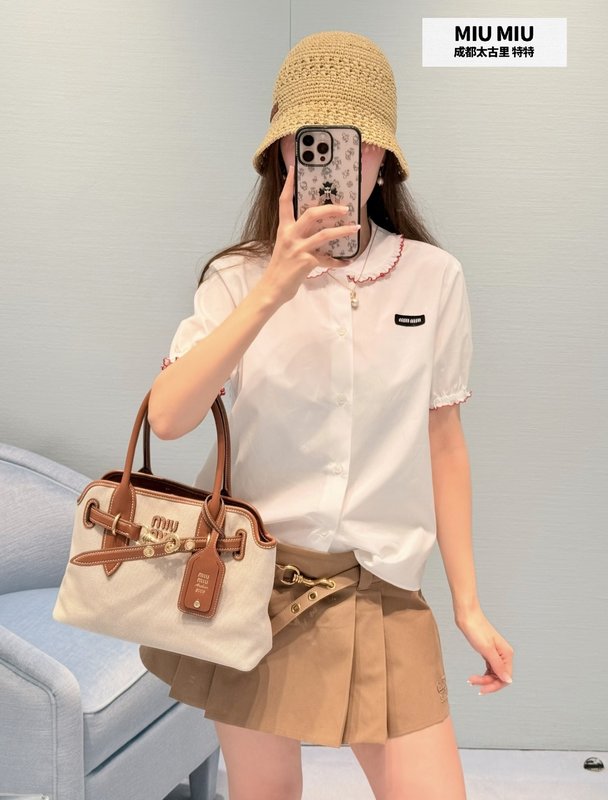 미우미우 프릴 칼라 반팔 셔츠 001-232235