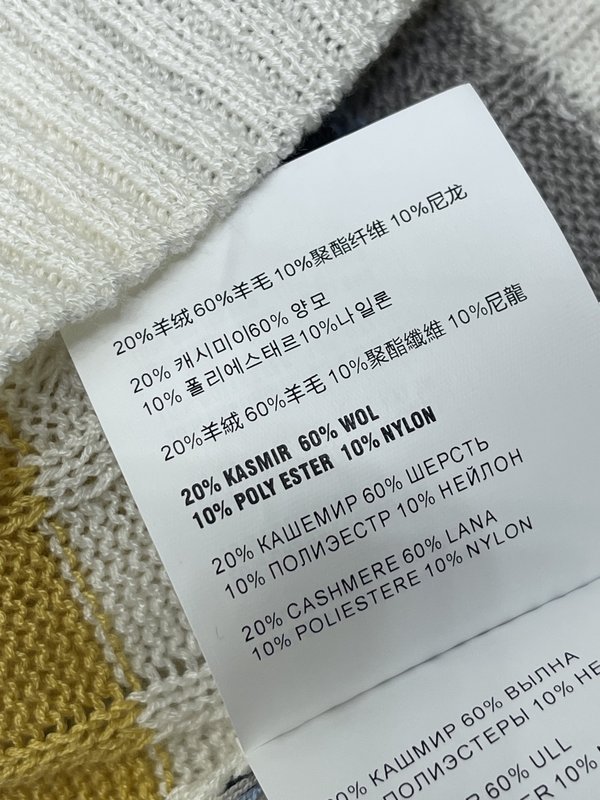 미우미우 스트라이프 니트 칼라 반팔 티셔츠 001-232280