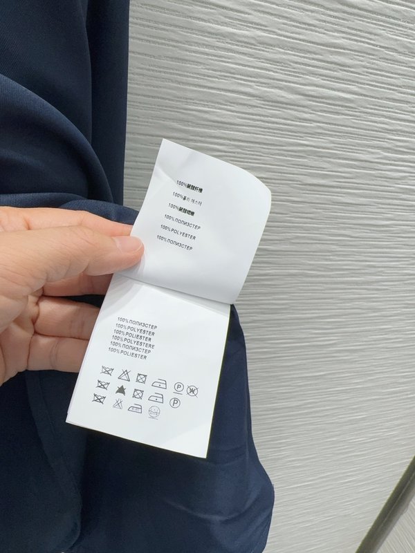 미우미우 클래식 디자인 원피스 001-232289