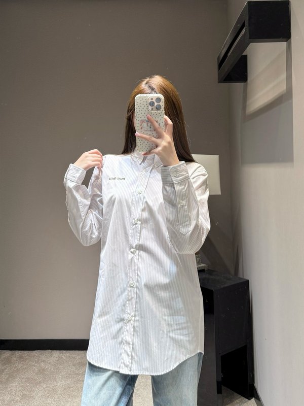 미우미우 스트라이프 루즈핏 셔츠 001-232302