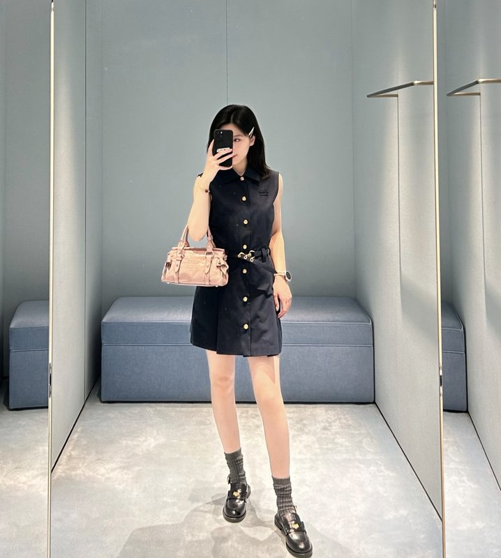 미우미우 스타일 네이비 민소매 셔츠 원피스 001-232358