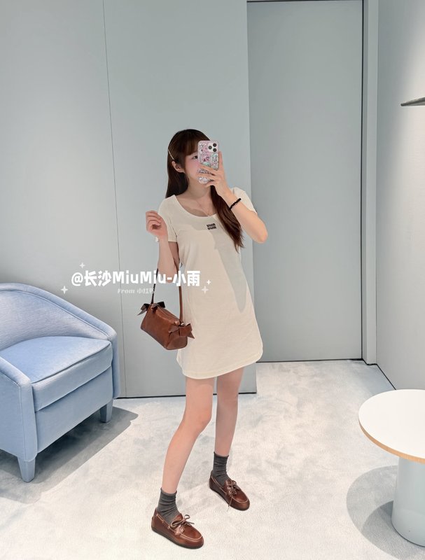 미우미우 여름 심플 코튼 반팔 원피스 001-232376