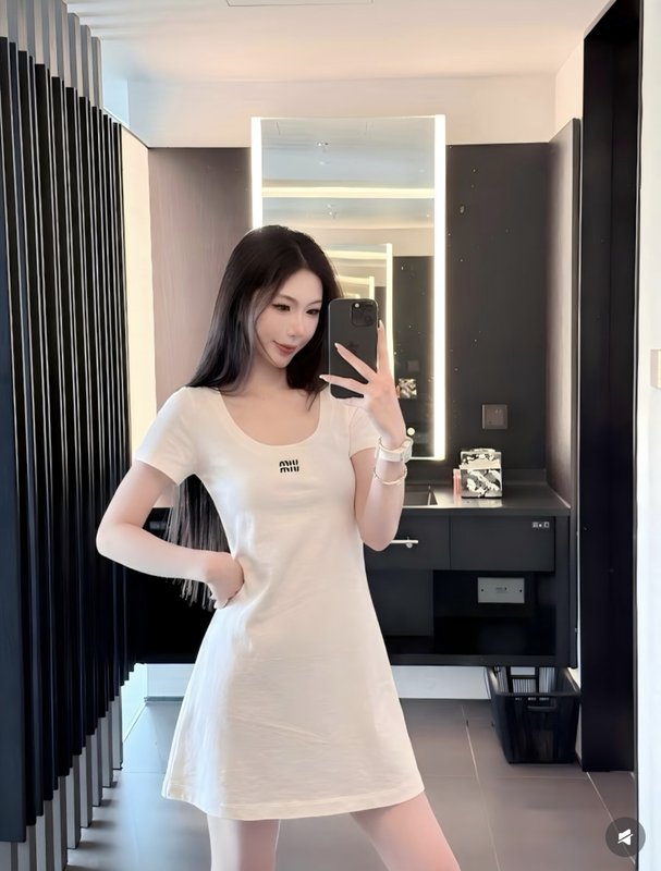 미우미우 여름 심플 코튼 반팔 원피스 001-232376